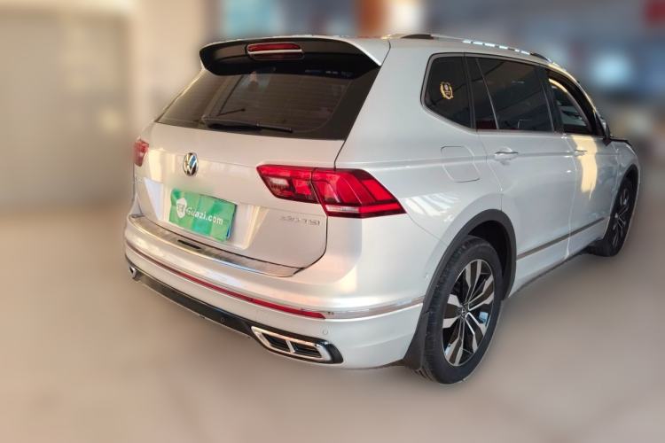Used Volkswagen Tiguan L 2025 Model Outstanding Version 330TSI Automatic Two-Wheel Drive R-Line Longyao Edition Rear Right 45 Deg
