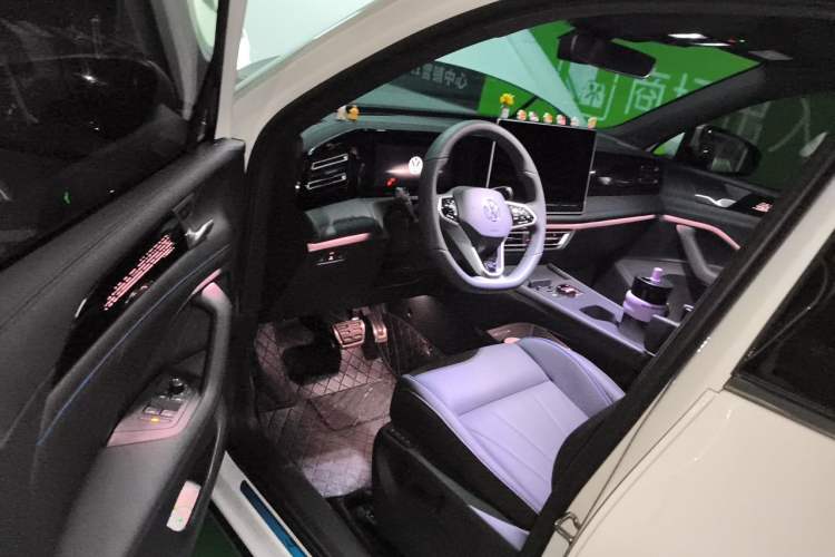 Used Volkswagen Tiguan L 2025 PRO 380TSI Two-Wheel-Drive R-Line Smart Edition Driver Seat