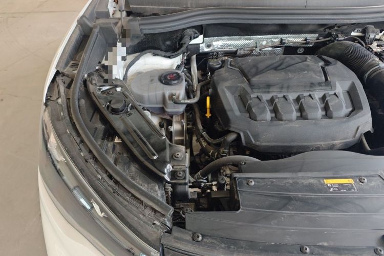 Used Volkswagen Tiguan L 2025 PRO 380TSI Four-Wheel Drive R-Line Prestige Edition Engine Bay Right