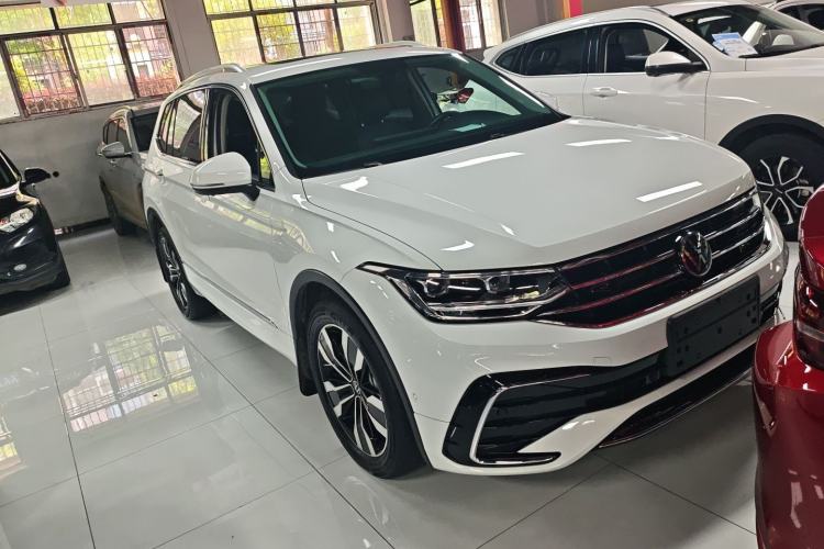 Used Volkswagen Tiguan L 2025 Model Outstanding Version 330TSI Automatic Two-Wheel Drive R-Line Longyao Edition Exterior 2