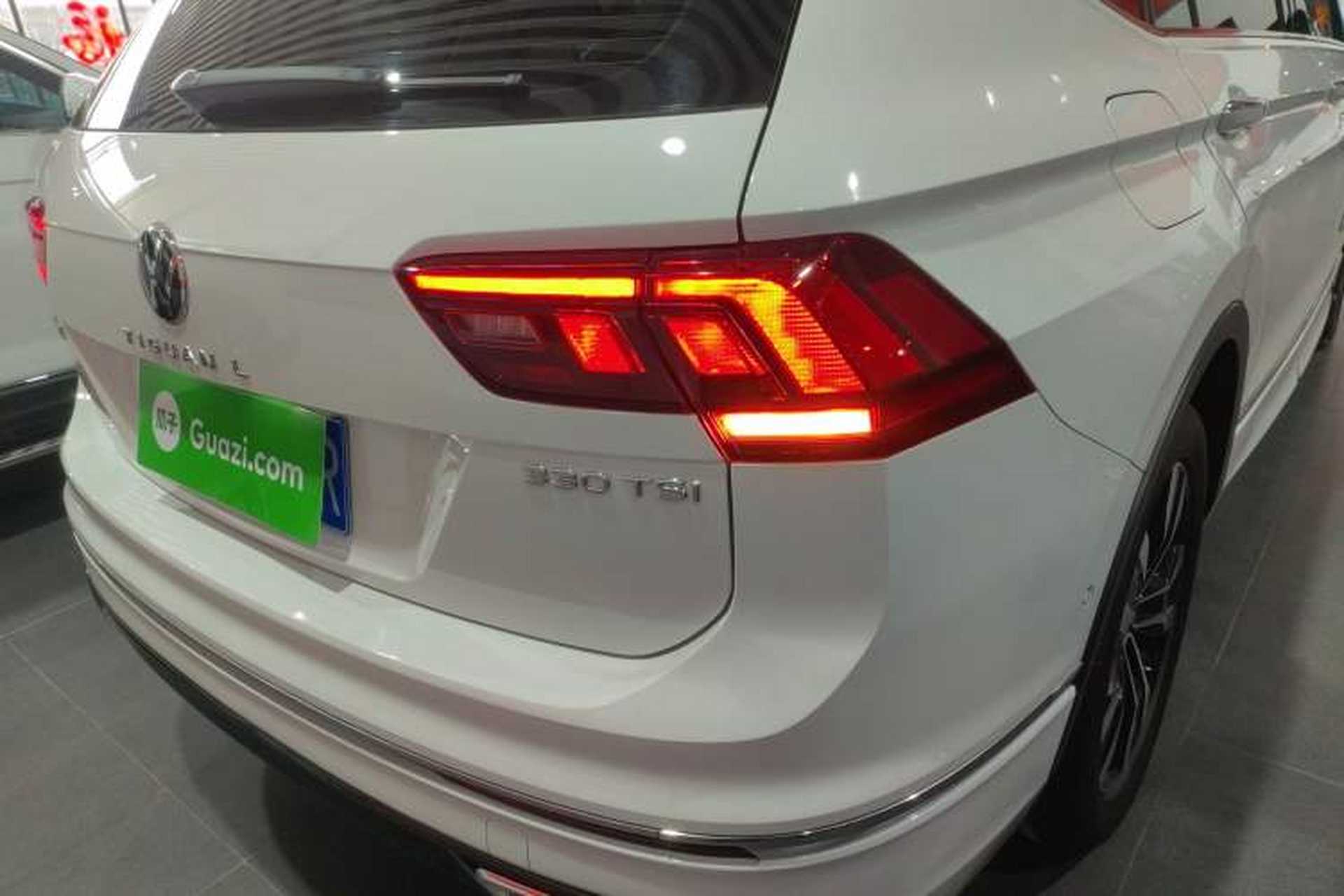 Used Volkswagen Tiguan L 2025 Model Outstanding Version 330TSI Automatic Two-Wheel Drive R-Line Longyao Edition Exterior 3