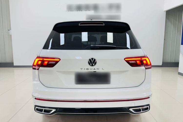 Used Volkswagen Tiguan L 2025 Model Outstanding Version 330TSI Automatic Two-Wheel Drive R-Line Longyao Edition Exterior 4