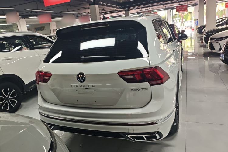 Used Volkswagen Tiguan L 2025 Model Outstanding Version 330TSI Automatic Two-Wheel Drive R-Line Longyao Edition Exterior 5