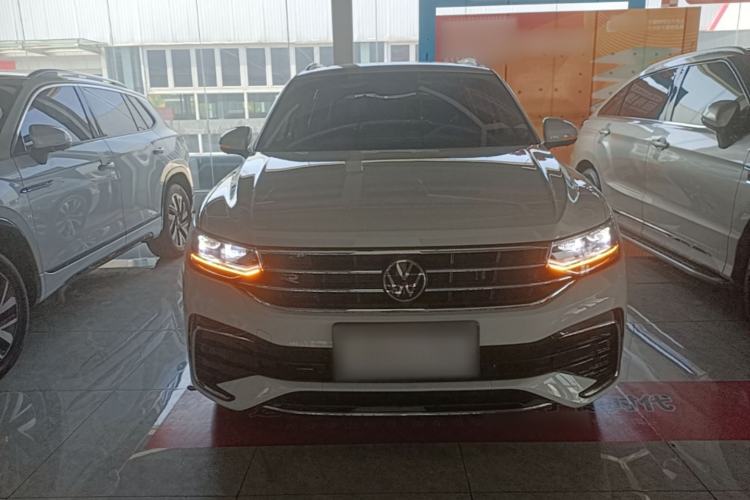 Used Volkswagen Tiguan L 2025 Model Outstanding Version 330TSI Automatic Two-Wheel Drive R-Line Longyao Edition Front
