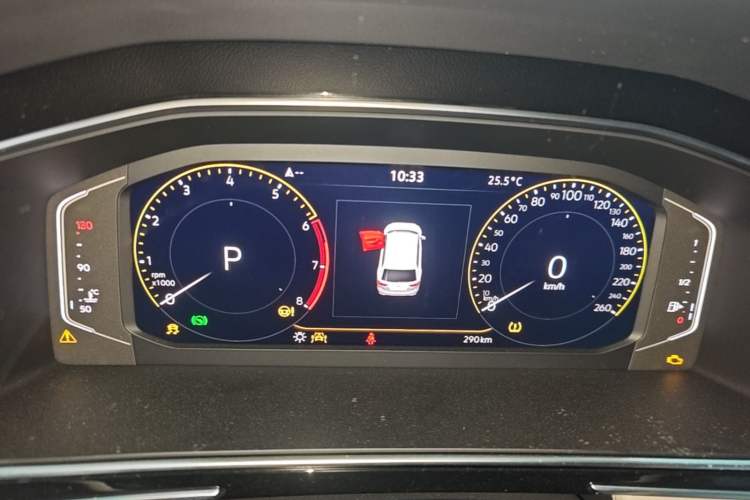 Used Volkswagen Tiguan L 2025 Model, Outstanding Version, 300TSI Automatic Two-Wheel Drive Longteng Edition Instrument Cluster