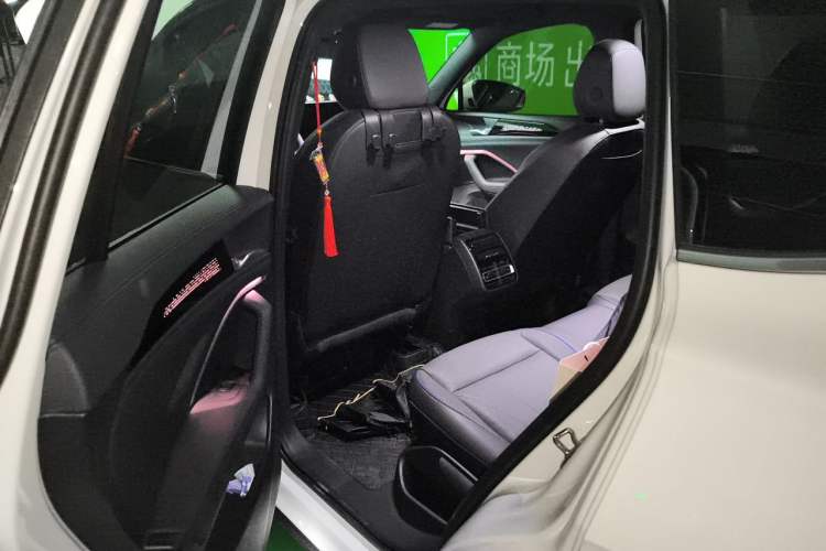 Used Volkswagen Tiguan L 2025 PRO 380TSI Two-Wheel-Drive R-Line Smart Edition Left Rear Seat