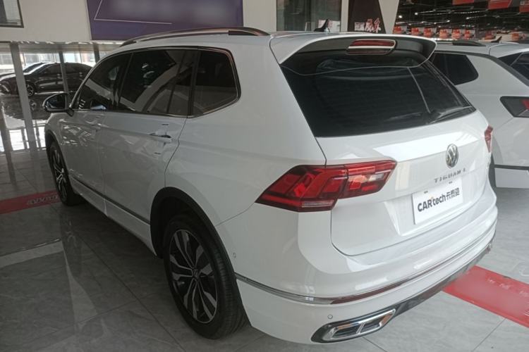 Used Volkswagen Tiguan L 2025 Model Outstanding Version 330TSI Automatic Two-Wheel Drive R-Line Longyao Edition Rear Left 45 Deg