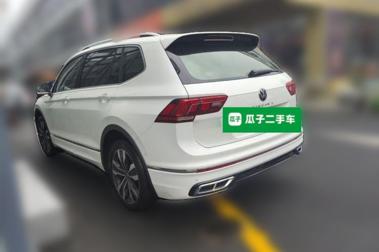 Used Volkswagen Tiguan L 2025 Model Outstanding Version 330TSI Automatic Two-Wheel Drive R-Line Longyao Edition Rear Left 45 Deg