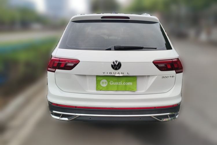 Used Volkswagen Tiguan L 2025 Model, Outstanding Version, 300TSI Automatic Two-Wheel Drive Longteng Edition Rear