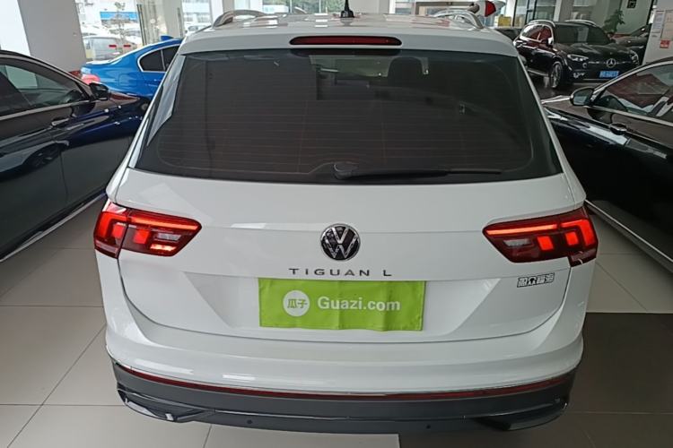Used Volkswagen Tiguan L 2025 Model, Outstanding Version, 300TSI Automatic Two-Wheel Drive Longteng Edition Rear