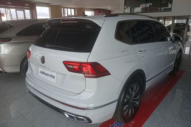 Used Volkswagen Tiguan L 2025 Model Outstanding Version 330TSI Automatic Two-Wheel Drive R-Line Longyao Edition Rear Right 45 Deg