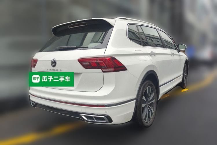Used Volkswagen Tiguan L 2025 Model Outstanding Version 330TSI Automatic Two-Wheel Drive R-Line Longyao Edition Rear Right 45 Deg