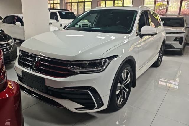 Used Volkswagen Tiguan L 2025 Model Outstanding Version 330TSI Automatic Two-Wheel Drive R-Line Longyao Edition