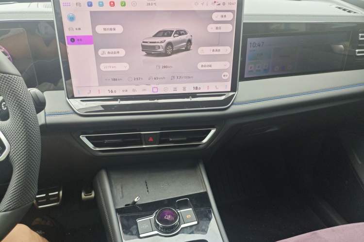 Used Volkswagen Tiguan L 2026 Model PRO 380TSI Two-Wheel Drive R-Line Navigation Edition Audio And AC Panel