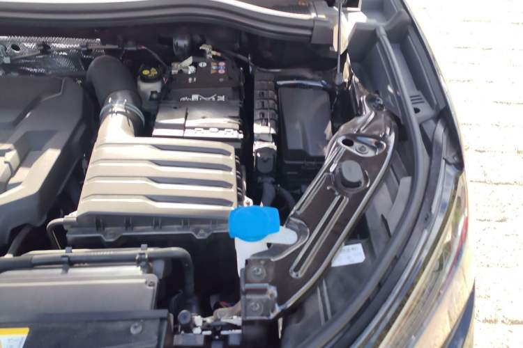 Used Volkswagen Tiguan L 2026 Model, PRO 380TSI Two-Wheel Drive R-Line Smart Leading Edition Engine Bay Left