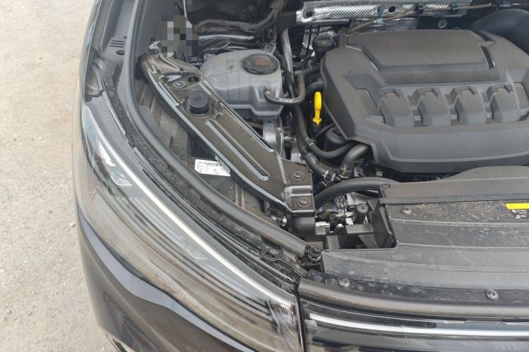 Used Volkswagen Tiguan L 2026 Model PRO 380TSI Two-Wheel Drive R-Line Navigation Edition Engine Bay Right