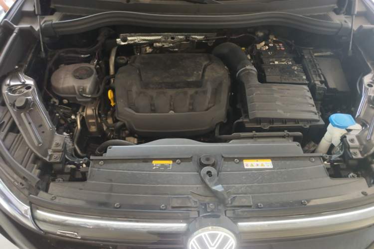 Used Volkswagen Tiguan L 2026 Model, PRO 380TSI Four-Wheel Drive R-Line Smart Luxury Edition Engine Bay