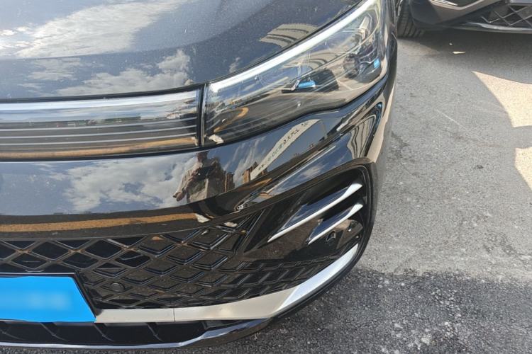 Used Volkswagen Tiguan L 2026 Model, PRO 380TSI Two-Wheel Drive R-Line Smart Leading Edition Left Front Headlight