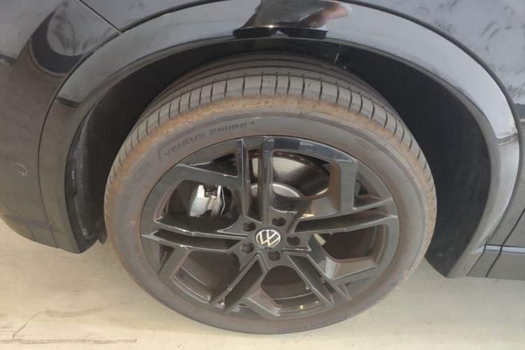 Used Volkswagen Tiguan L 2026 Model, PRO 380TSI Four-Wheel Drive R-Line Smart Luxury Edition Left Front Wheel Hub