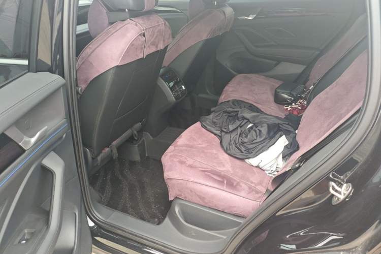 Used Volkswagen Tiguan L 2026 Model PRO 380TSI Two-Wheel Drive R-Line Navigation Edition Left Rear Seat