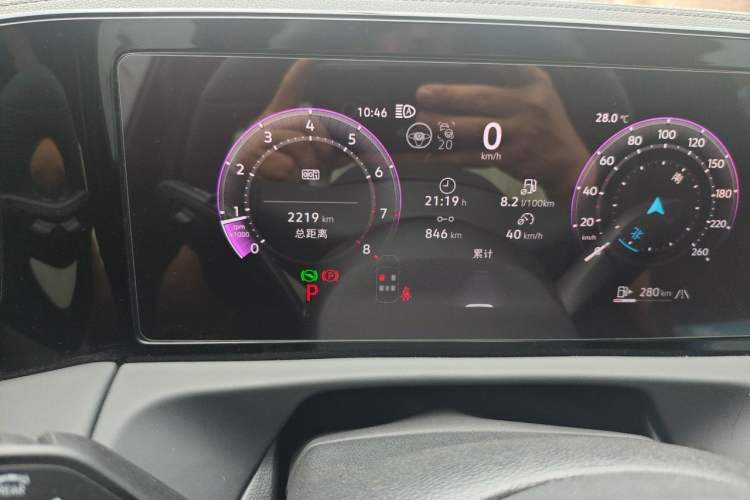 Used Volkswagen Tiguan L 2026 Model PRO 380TSI Two-Wheel Drive R-Line Navigation Edition Odometer Close Up