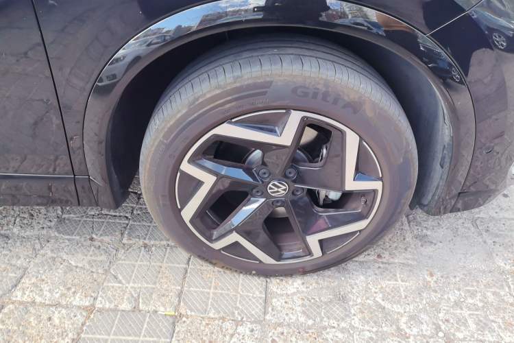 Used Volkswagen Tiguan L 2026 Model, PRO 380TSI Two-Wheel Drive R-Line Smart Leading Edition Right Front Wheel Hub