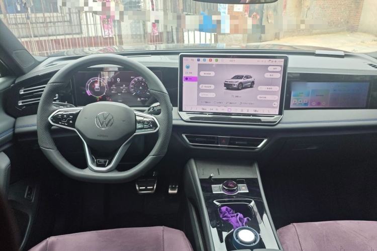 Used Volkswagen Tiguan L 2026 Model PRO 380TSI Two-Wheel Drive R-Line Navigation Edition Steering Wheel