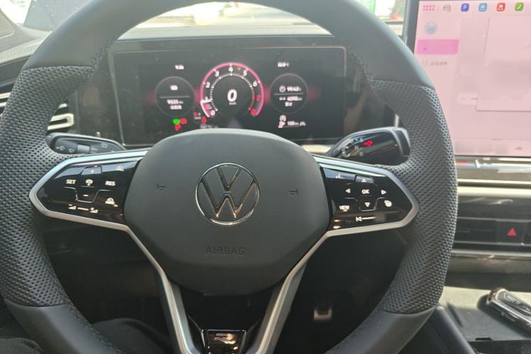 Used Volkswagen Tiguan L 2026 Model, PRO 380TSI Two-Wheel Drive R-Line Smart Leading Edition Steering Wheel