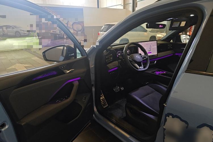 Used Volkswagen Tiguan L 2026 Model, PRO 380TSI Four-Wheel Drive R-Line Smart Luxury Edition Driver Seat