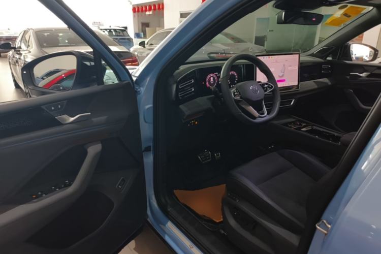 Used Volkswagen Tiguan L 2026 Model, PRO 380TSI Four-Wheel Drive R-Line Smart Luxury Edition Driver Seat