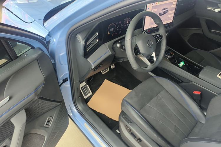 Used Volkswagen Tiguan L 2026 Model, PRO 380TSI Four-Wheel Drive R-Line Smart Luxury Edition Driver Seat