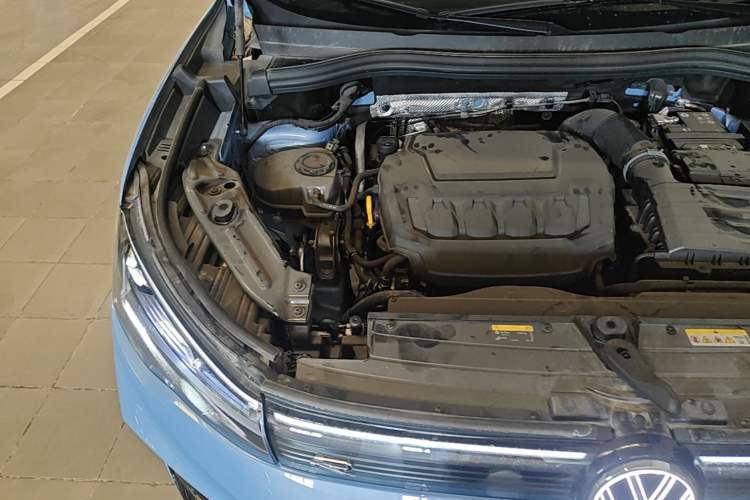 Used Volkswagen Tiguan L 2026 Model, PRO 380TSI Four-Wheel Drive R-Line Smart Luxury Edition Engine Bay Right