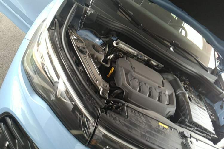 Used Volkswagen Tiguan L 2026 Model, PRO 380TSI Four-Wheel Drive R-Line Smart Luxury Edition Engine Bay Right