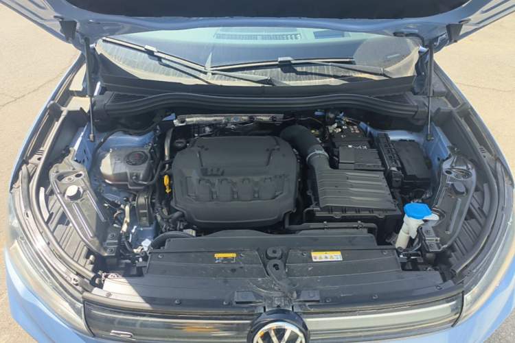 Used Volkswagen Tiguan L 2026 Model, PRO 380TSI Four-Wheel Drive R-Line Smart Luxury Edition Engine Bay