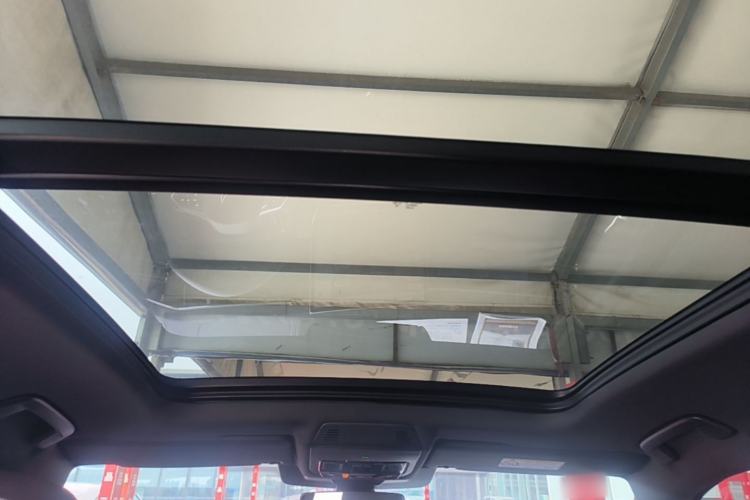 Used Volkswagen Tiguan L 2026 Model, PRO 380TSI Four-Wheel Drive R-Line Smart Luxury Edition Headliner