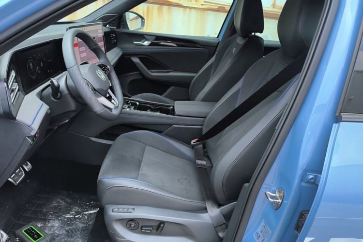 Used Volkswagen Tiguan L 2026 Model, PRO 380TSI Four-Wheel Drive R-Line Smart Luxury Edition Left Front Seat