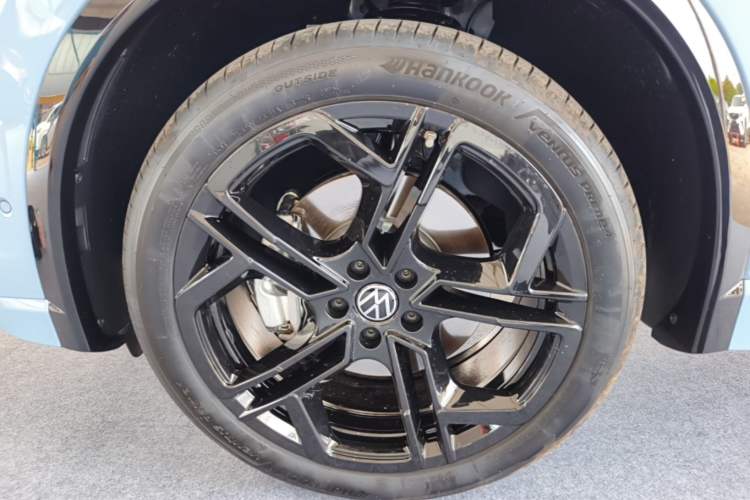 Used Volkswagen Tiguan L 2026 Model, PRO 380TSI Four-Wheel Drive R-Line Smart Luxury Edition Left Front Wheel Hub