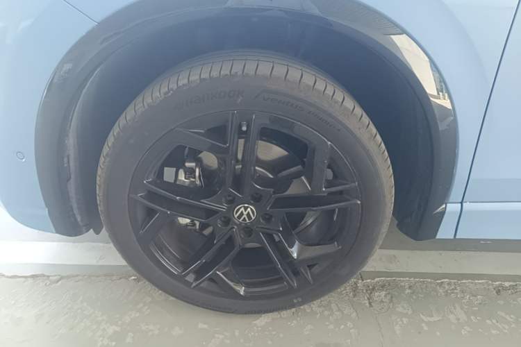 Used Volkswagen Tiguan L 2026 Model, PRO 380TSI Four-Wheel Drive R-Line Smart Luxury Edition Left Front Wheel Hub