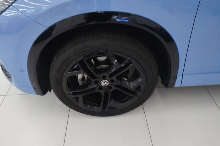 Used Volkswagen Tiguan L 2026 Model, PRO 380TSI Four-Wheel Drive R-Line Smart Luxury Edition Left Front Wheel Hub