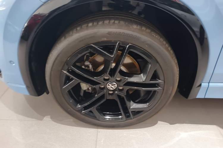 Used Volkswagen Tiguan L 2026 Model, PRO 380TSI Four-Wheel Drive R-Line Smart Luxury Edition Left Front Wheel Hub