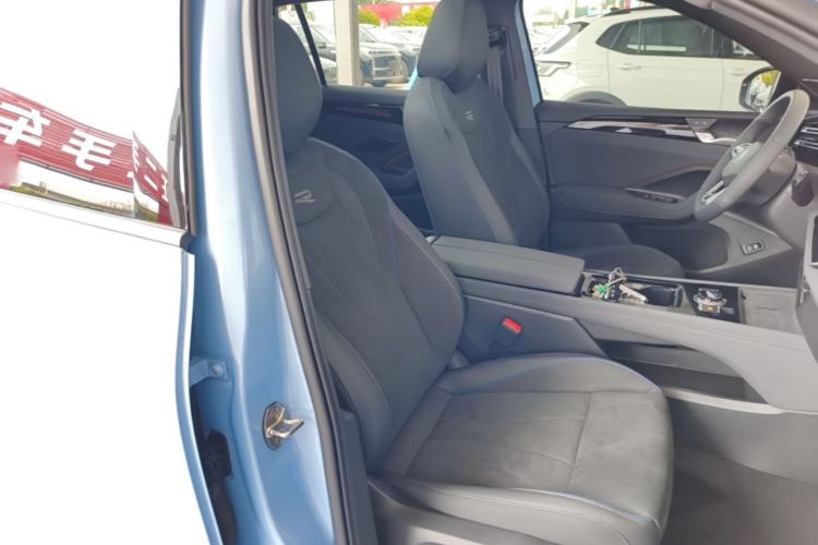 Used Volkswagen Tiguan L 2026 Model, PRO 380TSI Four-Wheel Drive R-Line Smart Luxury Edition Right Front Seat