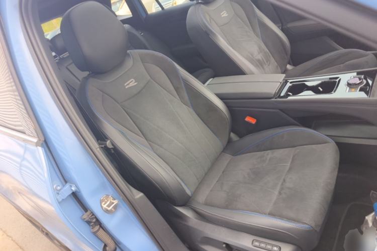 Used Volkswagen Tiguan L 2026 Model, PRO 380TSI Four-Wheel Drive R-Line Smart Luxury Edition Right Front Seat