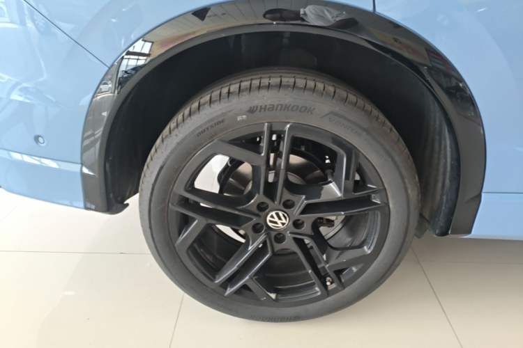 Used Volkswagen Tiguan L 2026 Model, PRO 380TSI Four-Wheel Drive R-Line Smart Luxury Edition Right Rear Wheel Hub