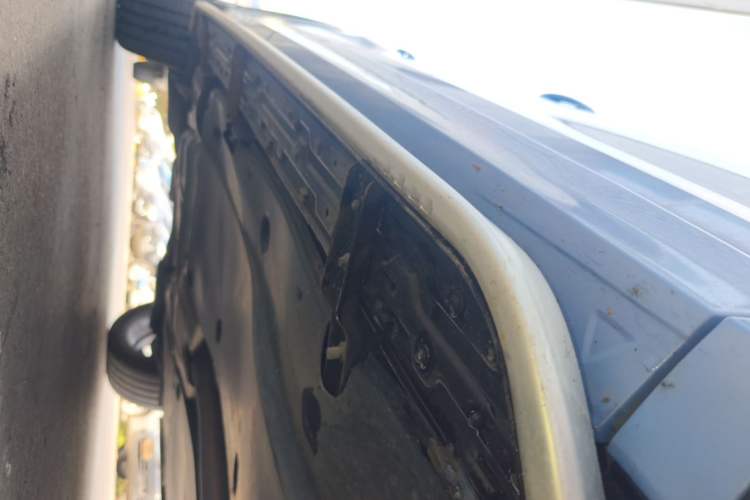Used Volkswagen Tiguan L 2026 Model, PRO 380TSI Four-Wheel Drive R-Line Smart Luxury Edition Right Side Sill