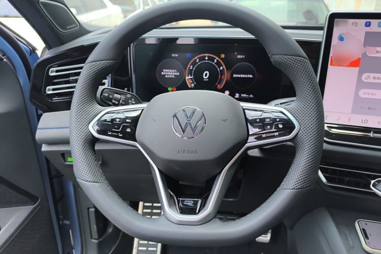Used Volkswagen Tiguan L 2026 Model, PRO 380TSI Four-Wheel Drive R-Line Smart Luxury Edition Steering Wheel