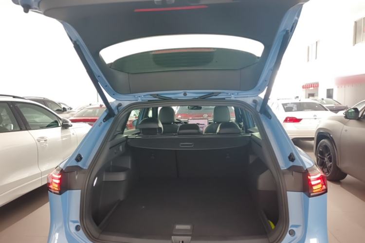 Used Volkswagen Tiguan L 2026 Model, PRO 380TSI Four-Wheel Drive R-Line Smart Luxury Edition Trunk