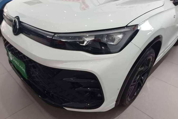 Used Volkswagen Tiguan L 2026 Model, PRO 380TSI Four-Wheel Drive R-Line Smart Luxury Edition Left Front Headlight