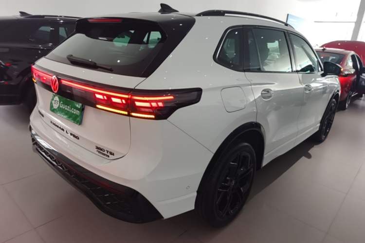 Used Volkswagen Tiguan L 2026 Model, PRO 380TSI Four-Wheel Drive R-Line Smart Luxury Edition Rear Right 45 Deg