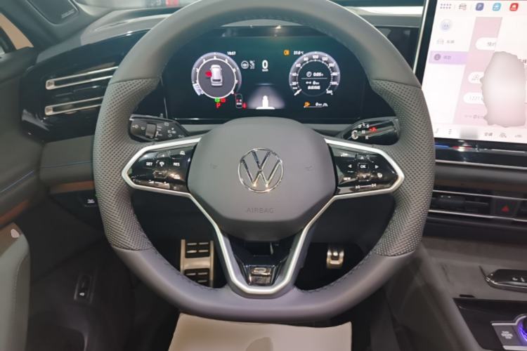 Used Volkswagen Tiguan L 2026 Model, PRO 380TSI Four-Wheel Drive R-Line Smart Luxury Edition Steering Wheel