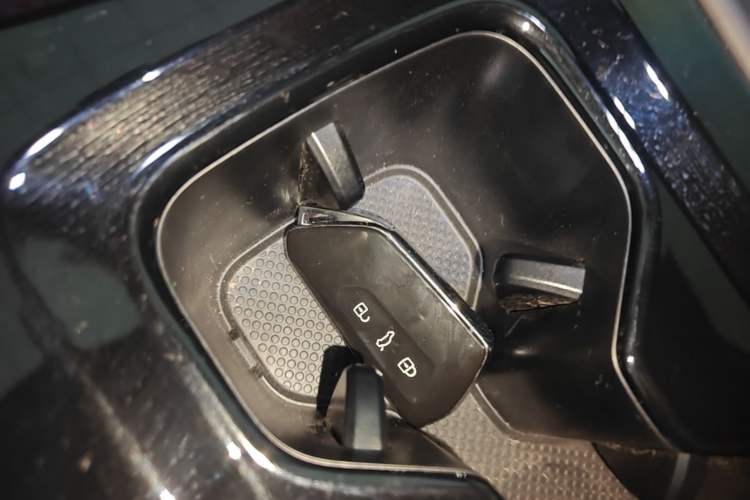 Used Volkswagen Tiguan L 2026 Model, PRO 380TSI Two-Wheel Drive R-Line Smart Leading Edition Vehicle Key